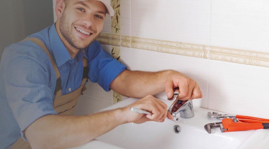 Handle or spout repair in Carbondale, IL